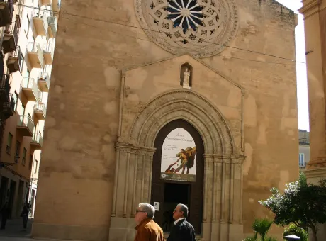 1440px-chiesa-de-san-agostino-trapani.jpg