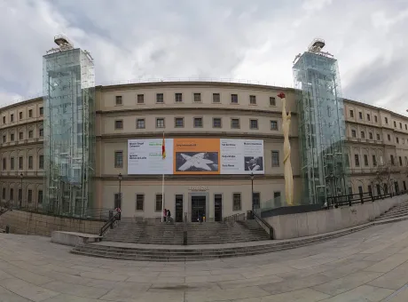 1865px museo reina sofia exterior