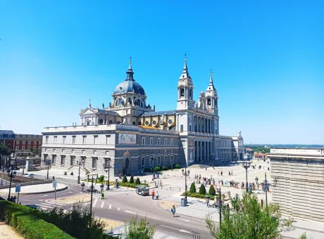 catedral de la almudena en madrid 1