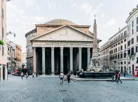 gabriella clare marino tjclnrzuyuq unsplash