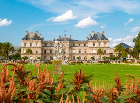 le jardin luxembourg park paris during summer city paris france