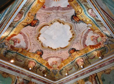 Salone Fumagalli nell'Oratorio dei Bianchi a Palermo