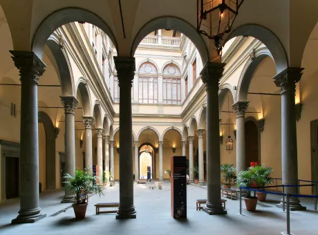 palazzo-strozzi-firenze.jpeg