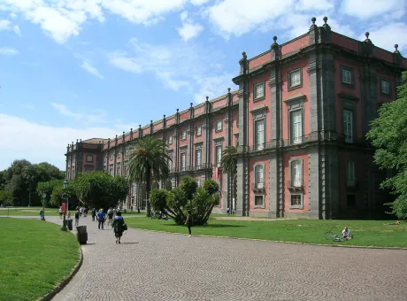 reggia-di-capodimonte-napoli.jpeg