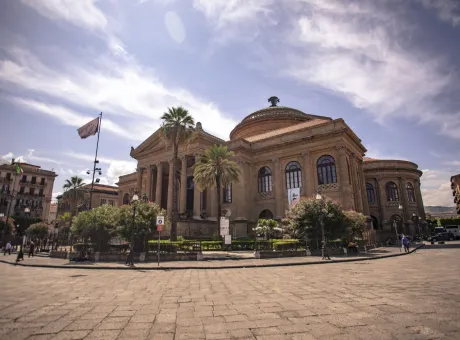 teatro massimo vittorio emanuele better known as teatro massimo palermo is largest opera theater building italy one largest europe third by architectural magnitude 2