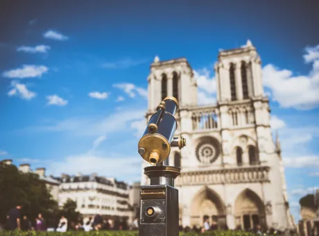 telescope overlooking notre dame