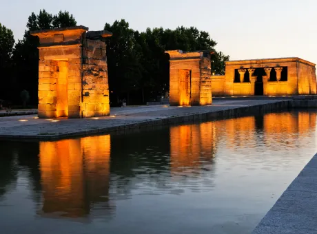 temple debod madrid sunset
